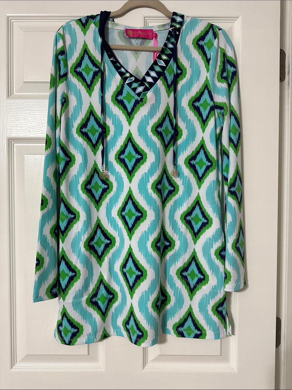 Geometric Swim Coverup in Green & White Size Medium NWT